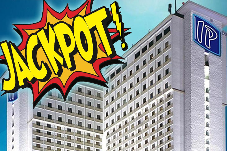 A visitor at a Mississippi casino hit the jackpot on Friday the 13th